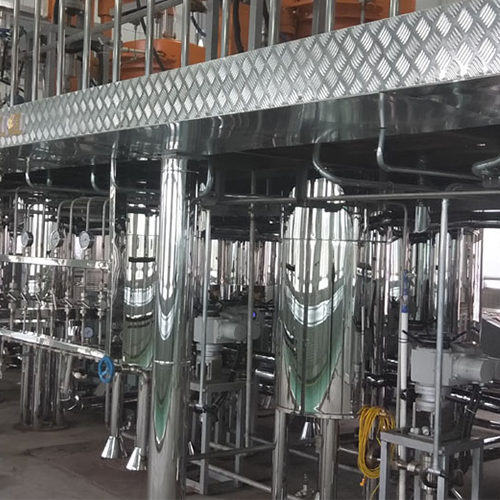 Supercritical foaming equipment